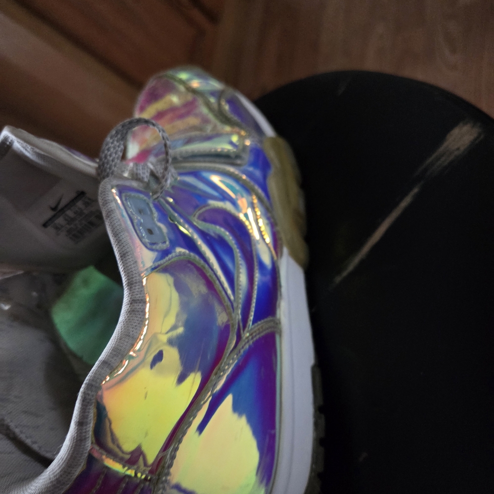 Nike Kids Holographic Sneakers - Picture 5 of 10